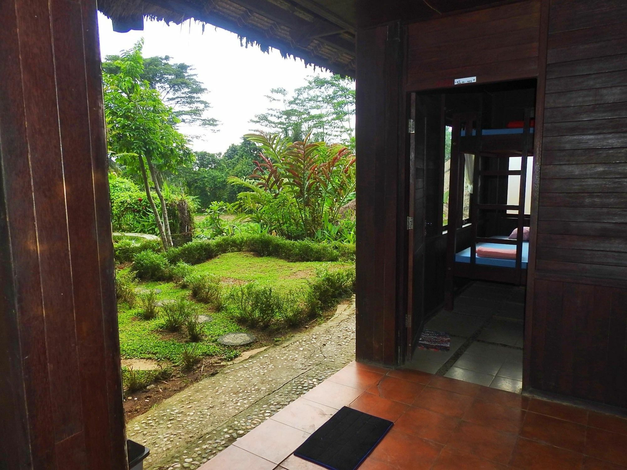 Mandala Hostel Ubud Eksteriør bilde